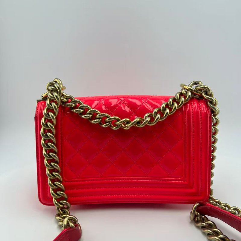 香奈兒 Le Boy 小型紅色漆皮單肩包-7
