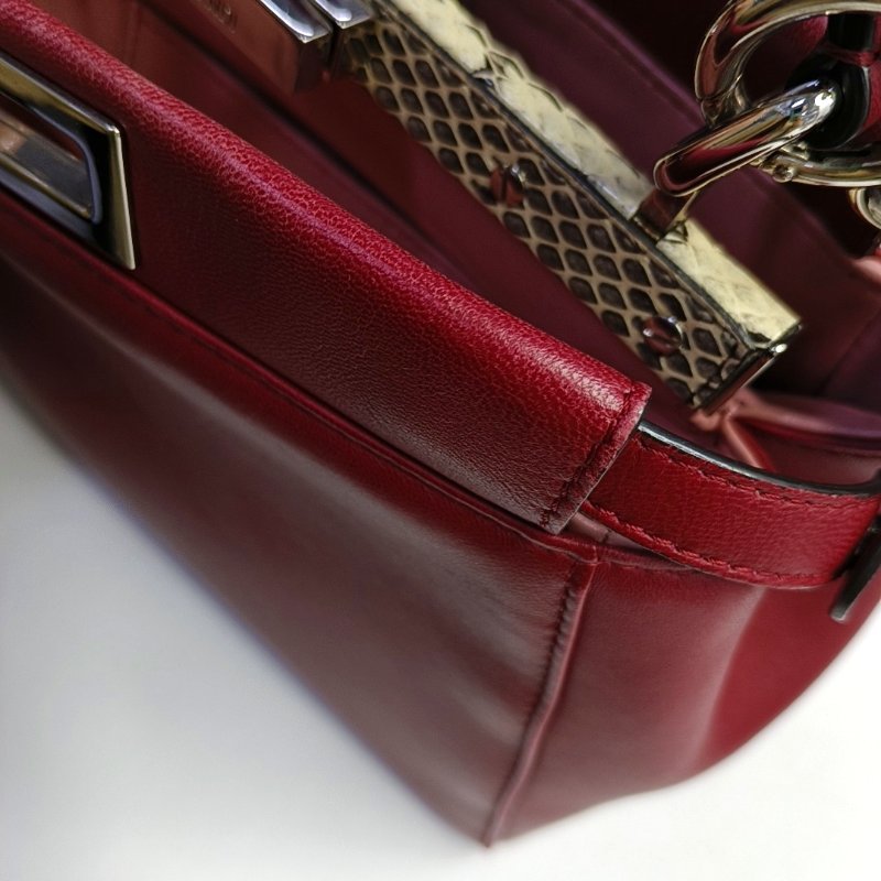 FENDI Peekaboo迷你西瓜紅羊皮單肩包手提包斜挎包金色五金可拆卸肩帶-15