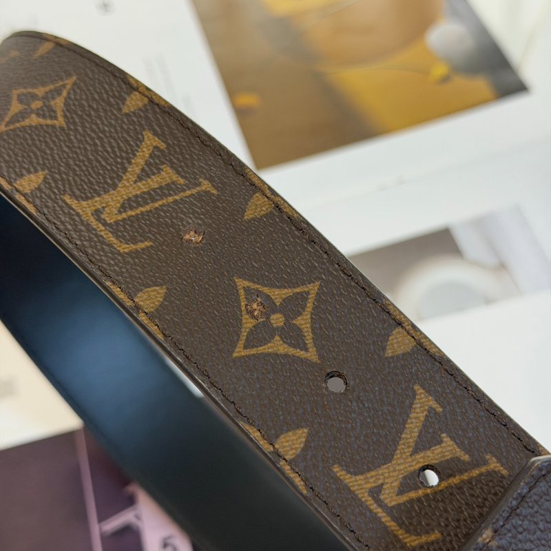 LOUIS VUITTON 銀釦老花腰帶 100-3