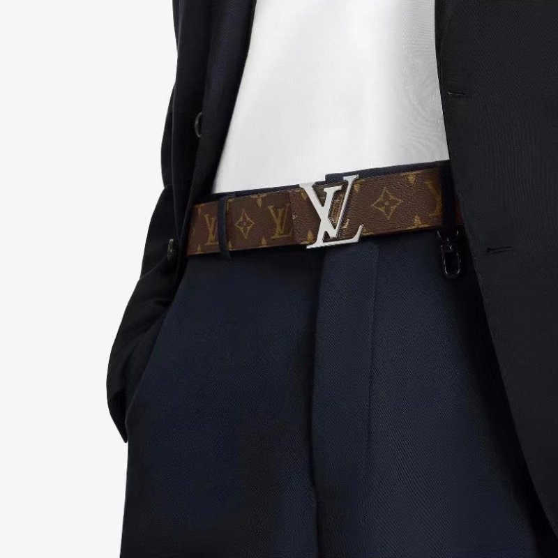 LOUIS VUITTON 銀釦老花腰帶 100-9