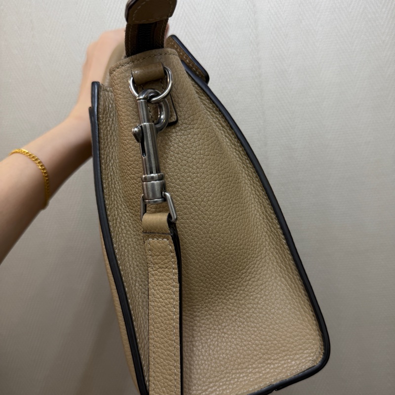 Celine 沙色牛皮霧銀釦Luggage nano手提斜背包-2