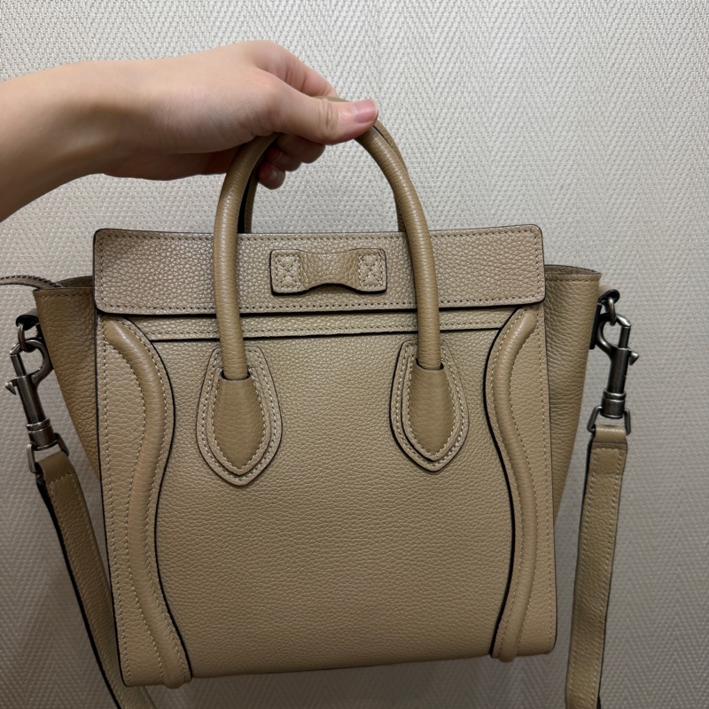 Celine 沙色牛皮霧銀釦Luggage nano手提斜背包-4