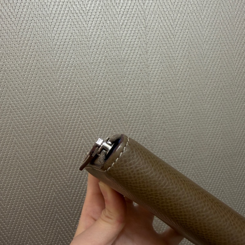 Hermes 大象灰Epsom皮銀釦Silk in拉鏈零錢短夾-8