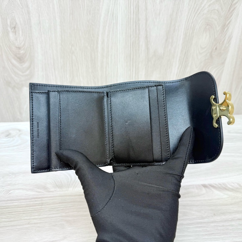 CELINE黑金牛皮凱旋門三折短夾10D783-9