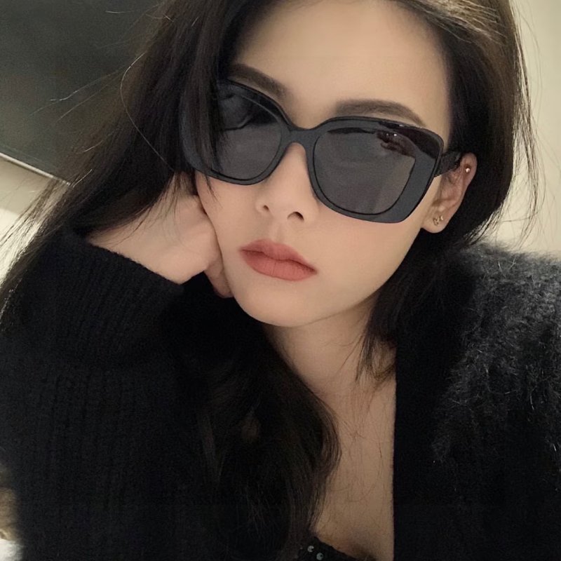 CHANEL 字母鏡架太陽眼鏡-12