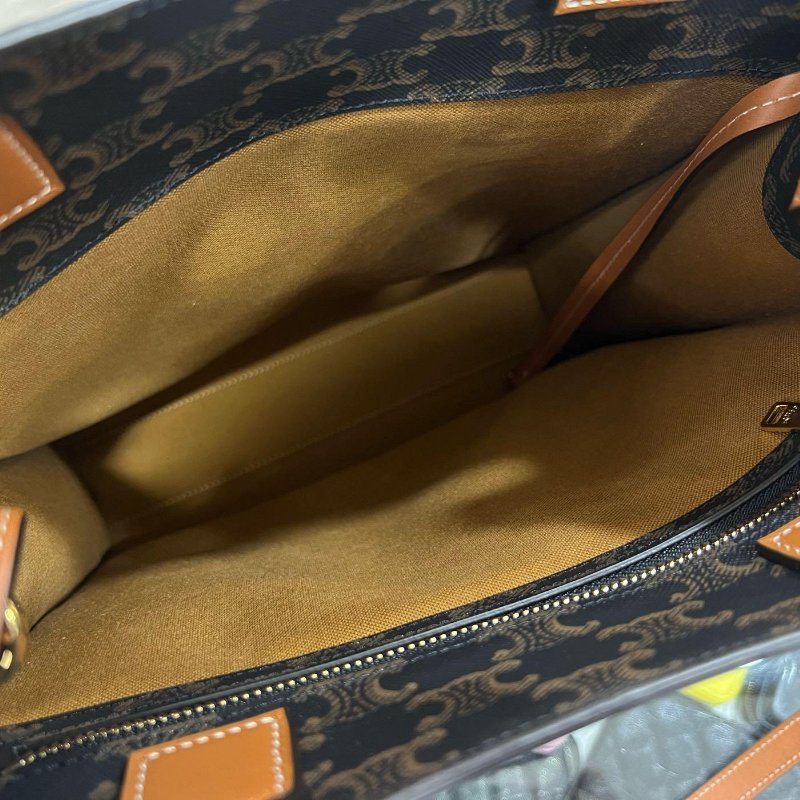 東區正精品㊣CELINE TRIANGLE CABAS 191542BZK04LU 近全新老花凱旋門白色字母直式琴譜包手提包斜背包 RZ5014-1