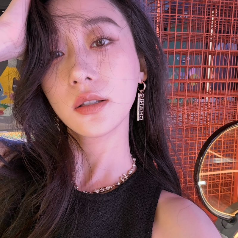 CHANEL 24C水鑽CHANEL雙C吊墜耳環-1