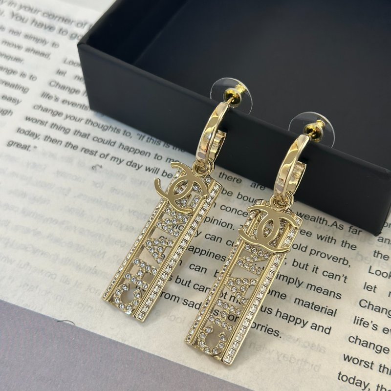 CHANEL 24C水鑽CHANEL雙C吊墜耳環-2