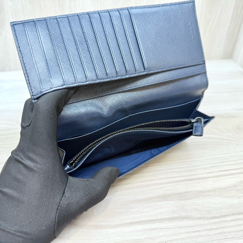 PRADA深藍拼三角橘銀釦Saffiano牛皮13卡對開長夾2MV836-6