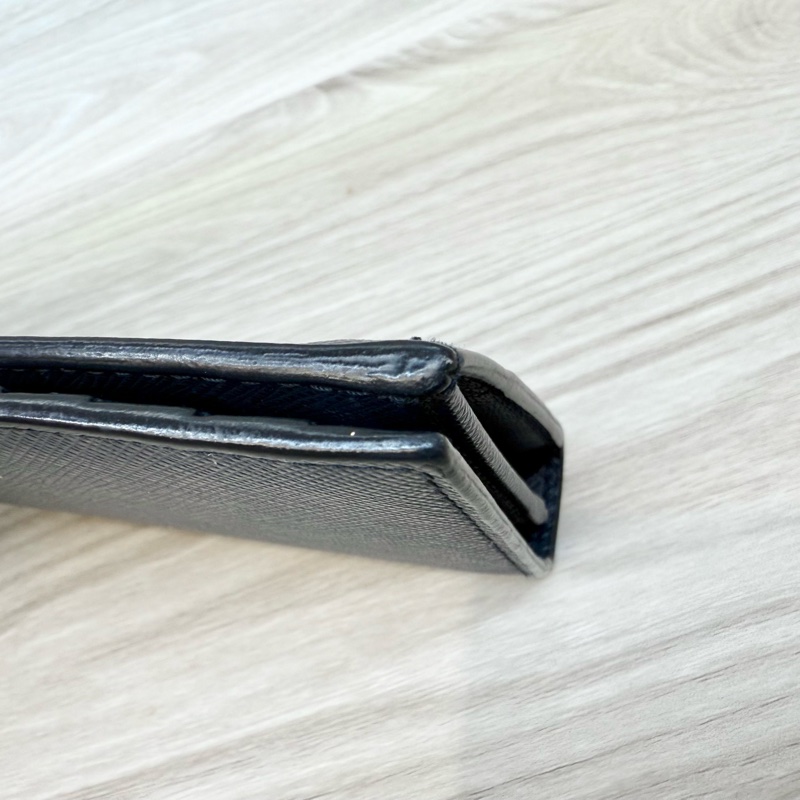 PRADA深藍拼三角橘銀釦Saffiano牛皮13卡對開長夾2MV836-9