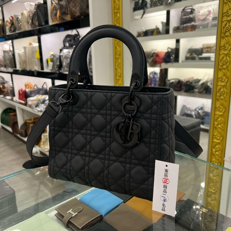 東區正精品㊣CHRISTIAN DIOR LADY 迪奧黑色全皮5格黑色吊飾黑釦拉鍊肩背包手提包黛妃包 RZ4990-1