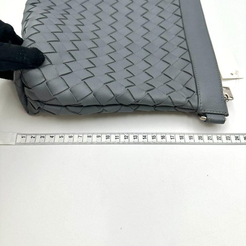 【美收精品】BV 灰色手拿包 C-124【隔月月中將轉賣至日本 上架期限30天】-14