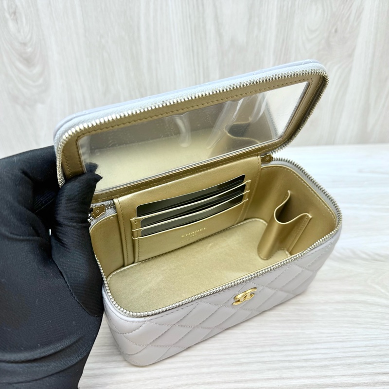 CHANEL灰色羊皮金球調節釦長盒子AP2303-5