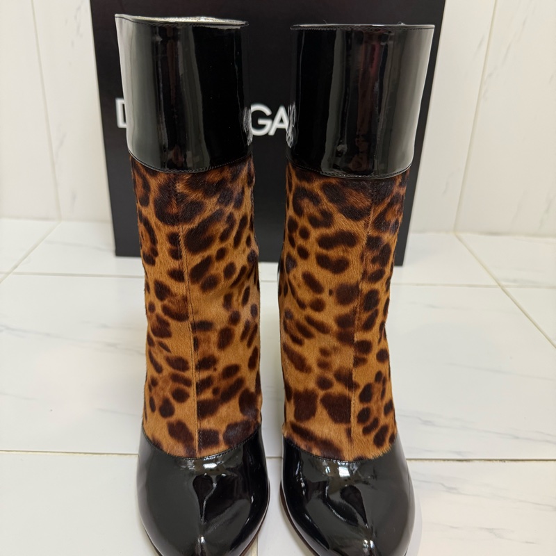 Dolce&Gabbana馬毛豹紋漆皮高跟中筒靴，尺寸39-1