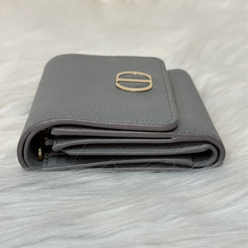 Dior S2057 LOTUS 30 MONTAIGNE CD 大象灰牛皮 金釦 短夾信用卡夾零錢包錢包-1