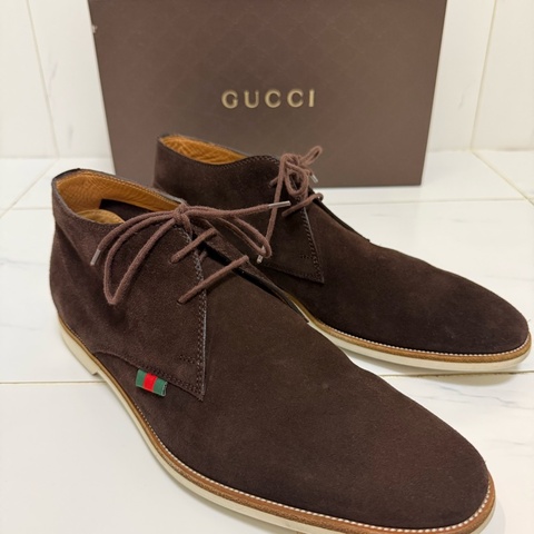 Gucci深咖麂皮綁帶休閒鞋，尺寸9.5