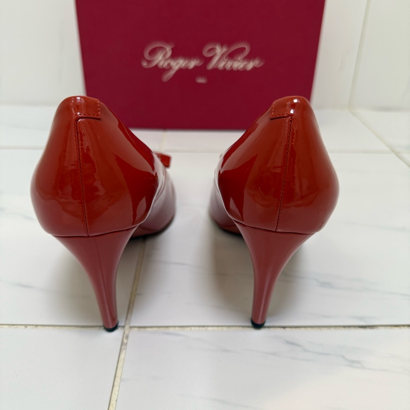 Roger Vivier橘紅漆皮高跟鞋，尺寸38.5-3