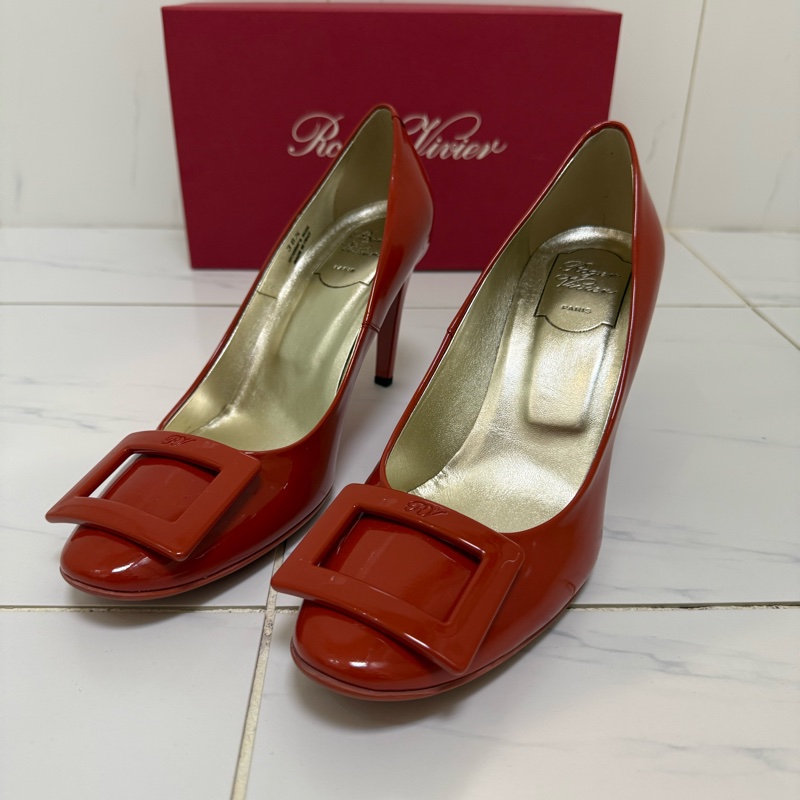 Roger Vivier橘紅漆皮高跟鞋，尺寸38.5-4