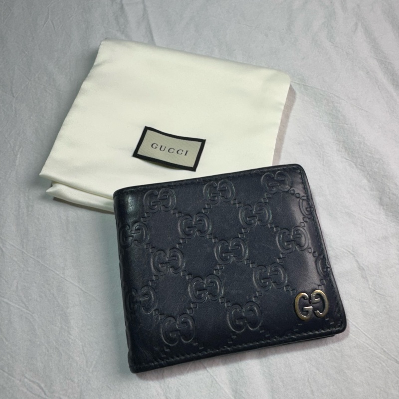 Gucci壓紋牛皮二折對開短夾-0