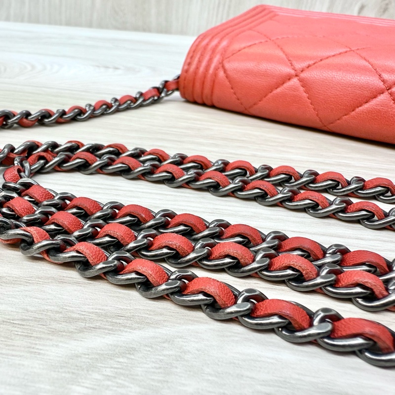 Chanel橘紅色羊皮BOY WOC斜背包/A80287-15