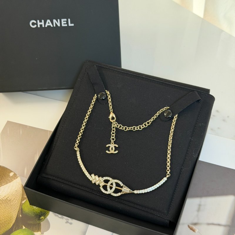 CHANEL 25C穿箭雙C項鍊-2