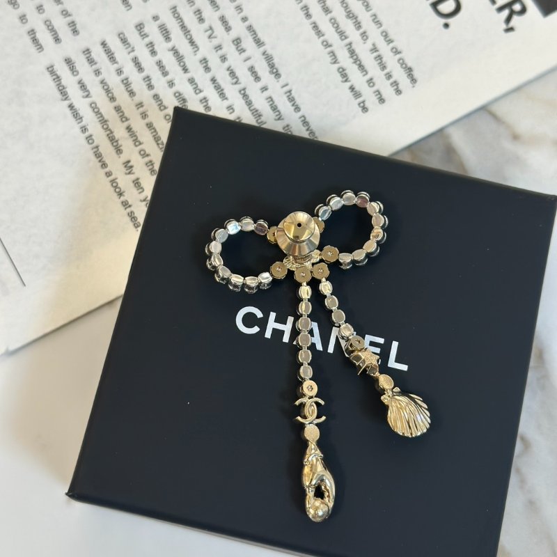 CHANEL 25C海洋元素水鑽蝴蝶結胸針-4