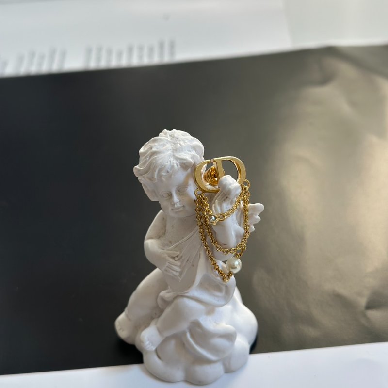 DIOR CD垂墜鍊耳環-4