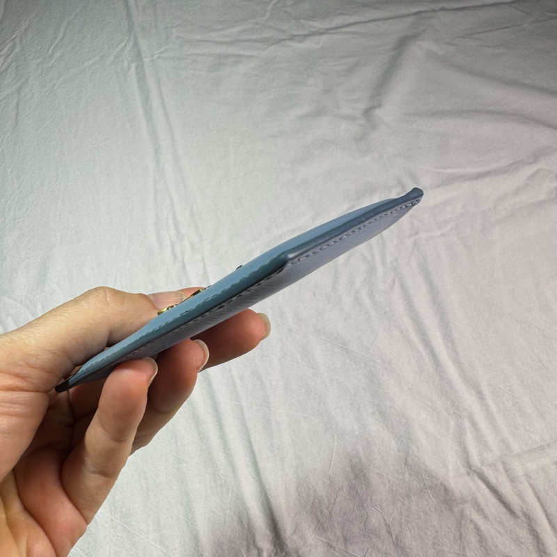 Prada 金色logo水波紋扁式名片夾卡夾 淺藍色-7