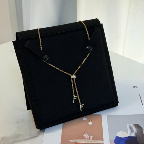 FENDI FF水鑽項鍊