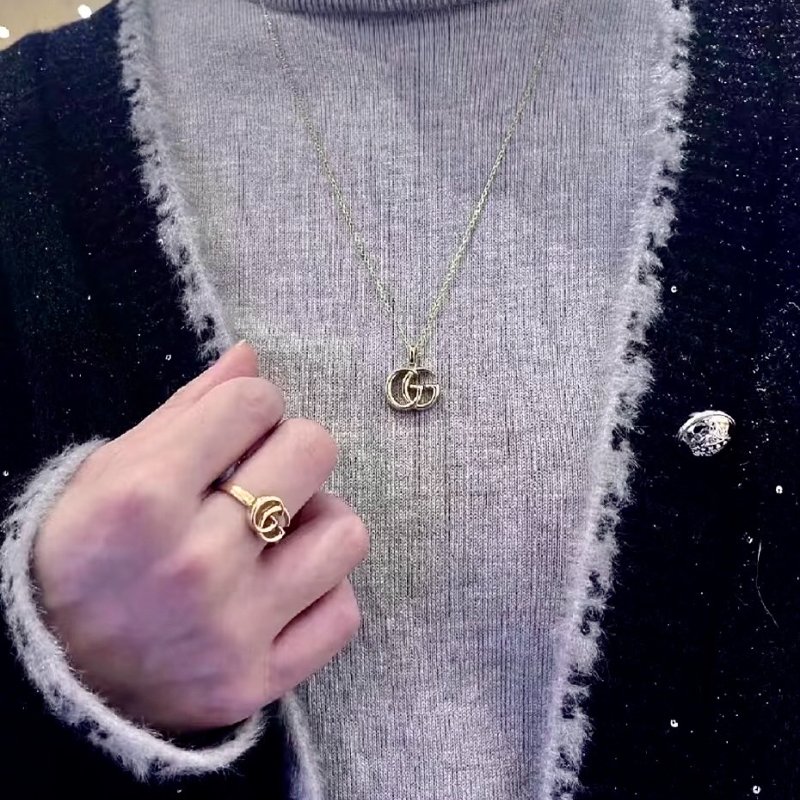 GUCCI Running GG字母18K金長項鍊-6