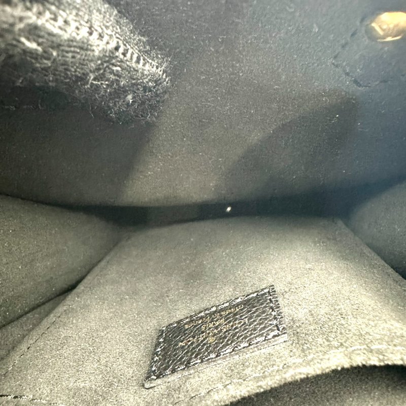 【美收精品】LV 黑色單肩包 C-125【隔月月中將轉賣至日本 上架期限30天】-8