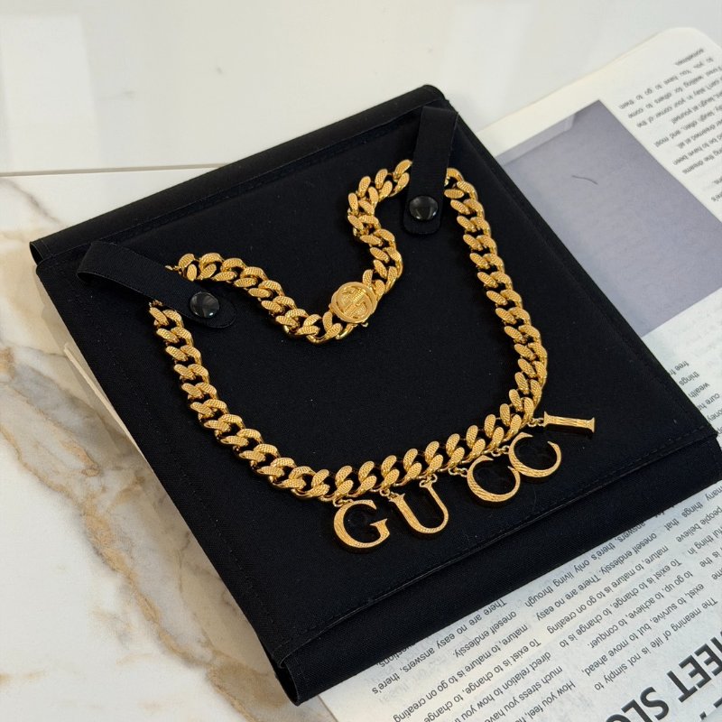 GUCCI 字母吊墜古巴頸鍊-0