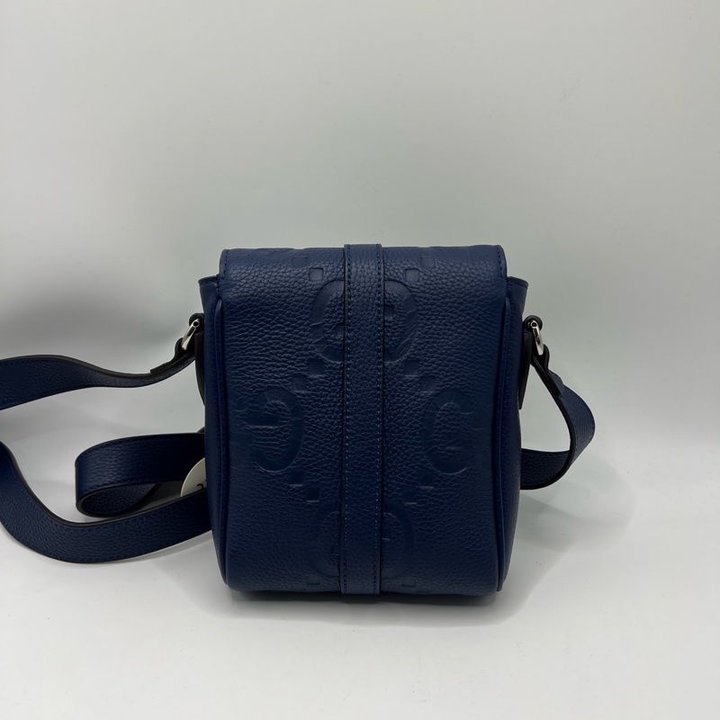 Gucci古驰男士单肩包斜挎包斜背包浮雕logo尺寸 15*18*5cm-1