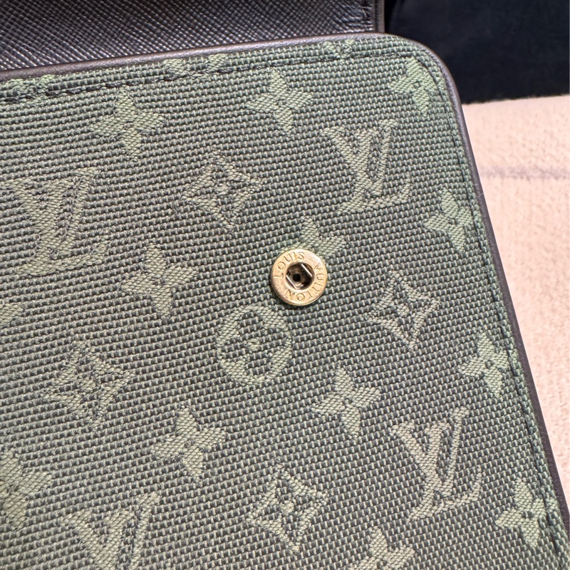 LV單寧雙釦式三折長夾  超特殊超好裝-28