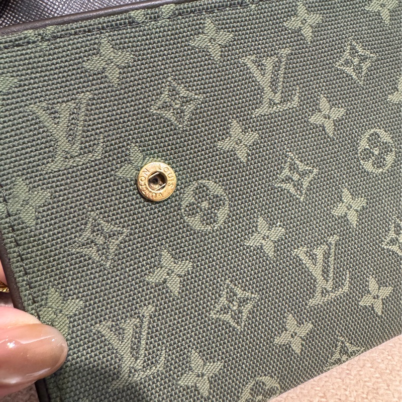 LV單寧雙釦式三折長夾  超特殊超好裝-29