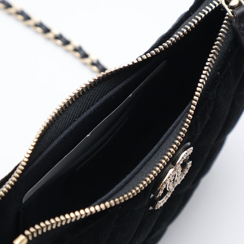 CHANEL 24A絲絨月牙包 - 黑金-3