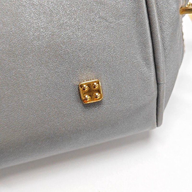 LOEWE Amazona 28 銀灰色皮革絎縫手提包金色五金-17