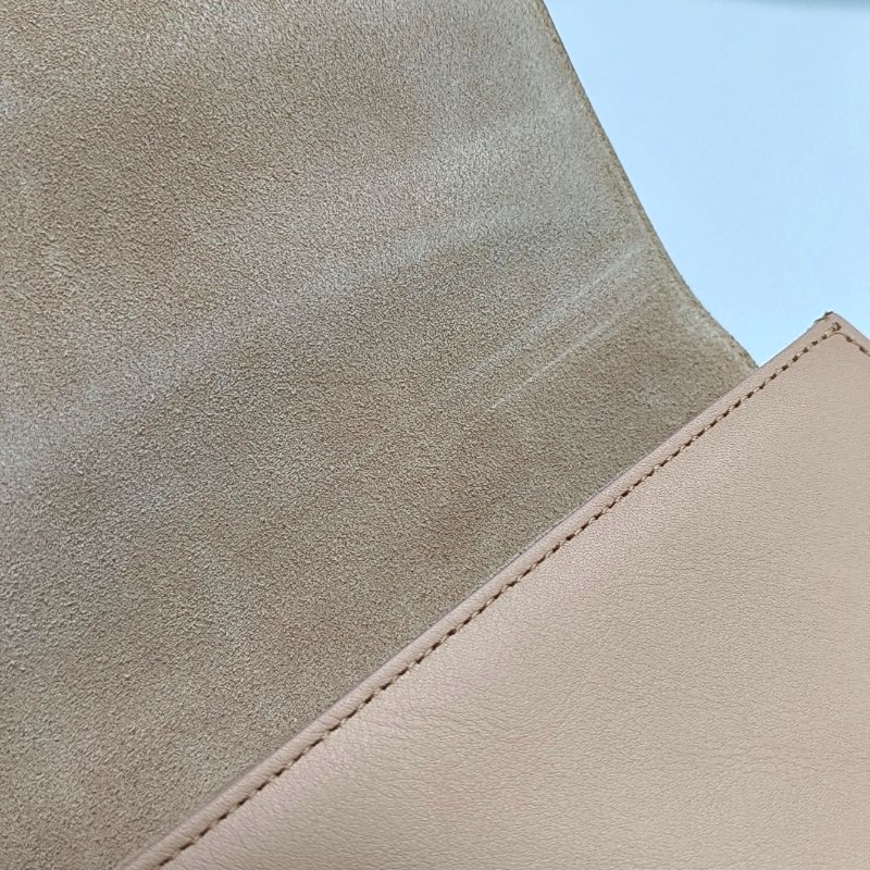 YSL CHYC Y LIGNE裸粉色牛皮手拿包金色五金-9