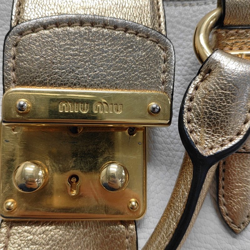 Miu Miu Madras白色牛皮單肩包金色五金可拆卸肩帶-9