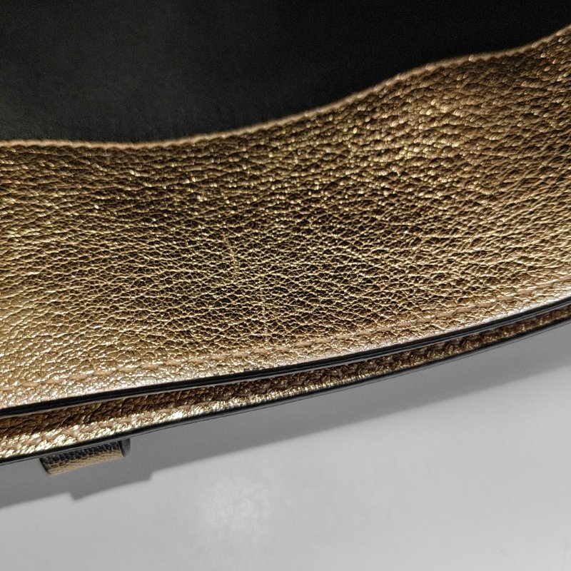 Miu Miu Madras白色牛皮單肩包金色五金可拆卸肩帶-16