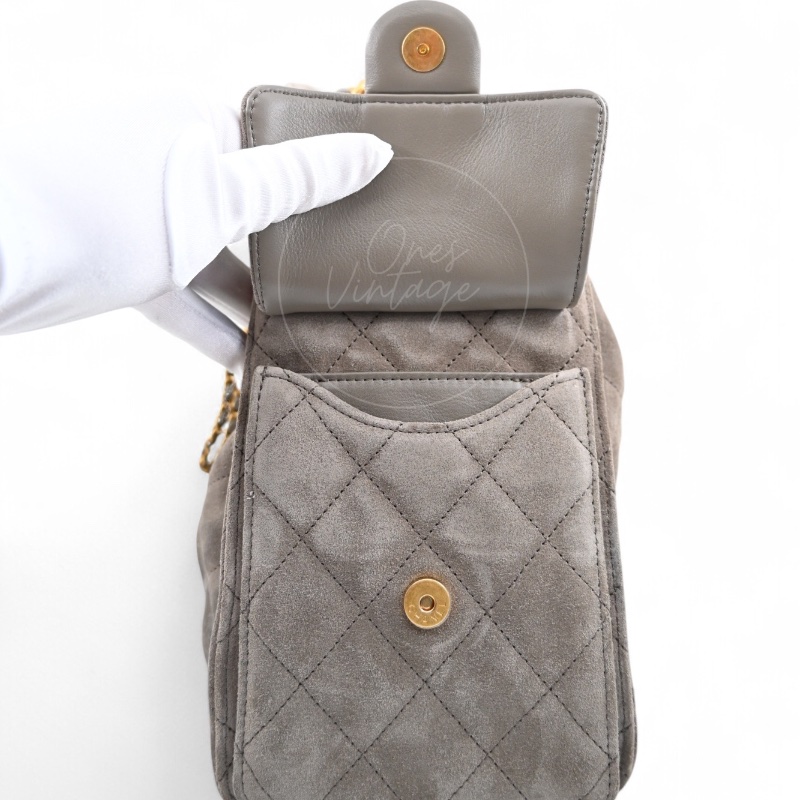 全新 香奈兒 小號 25 灰色 麂皮 GHW 微晶片 手提包-27