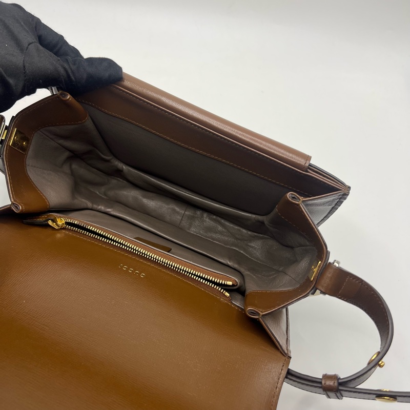 Gucci Sylvie 1969马鞍包 棕色皮革+金色链条，复古气质满分 尺寸25x17.5x9cm 肩带可调节，单肩斜挎都可 日常通勤，文艺穿搭都很合适-8