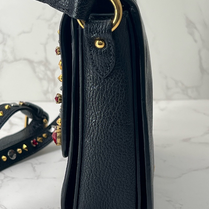 💗香緹國際精品💗 720 MIUMIU 肩背包-4