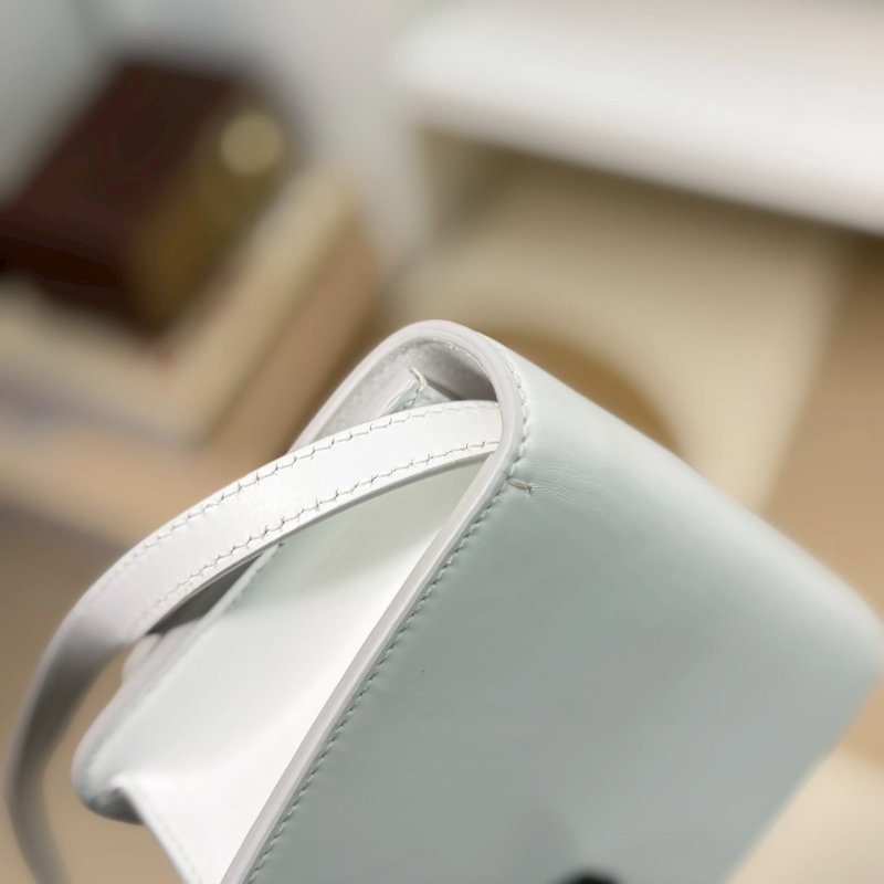 🏷Burberry 博柏利．TB Bag 翻蓋斜背包 /客人寄賣-10