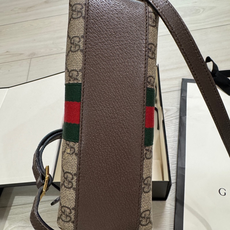 GUCCI 經典Ophidia系列 GG Supreme帆布印花綠紅綠織帶皮革飾邊拉鍊斜背包-2