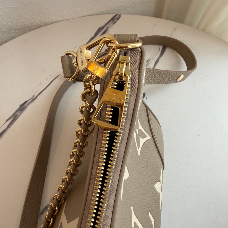 lv 斑鳩灰腋下包～～-12