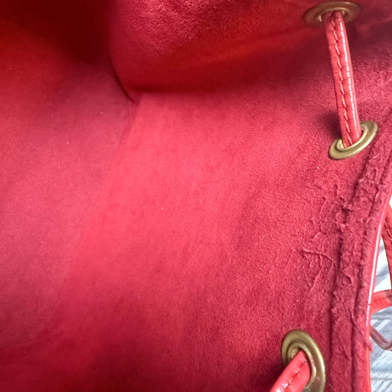 ✔️LOUIS VUITTON LV 路易威登 Epi Noe 水波紋水桶包／紅-27