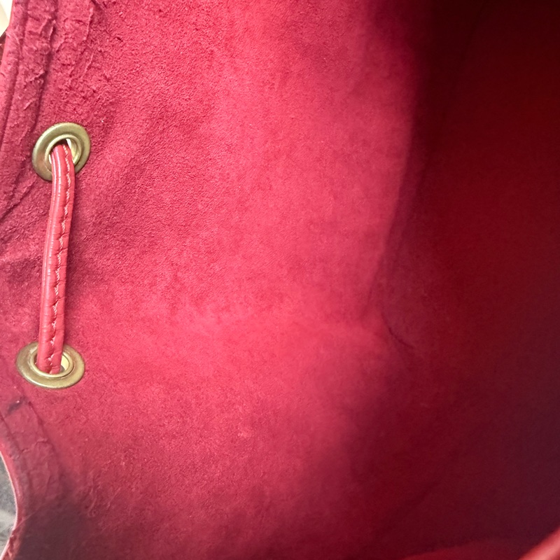 ✔️LOUIS VUITTON LV 路易威登 Epi Noe 水波紋水桶包／紅-28