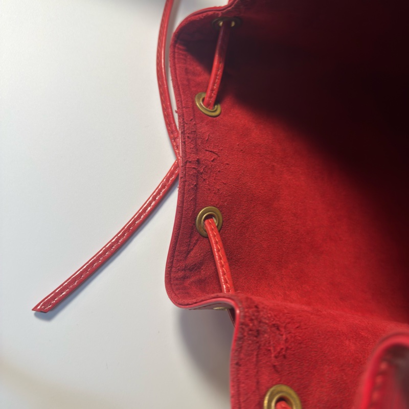 ✔️LOUIS VUITTON LV 路易威登 Epi Noe 水波紋水桶包／紅-51