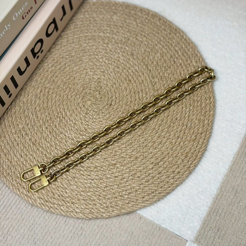 (實品超可愛😍😍)🏷LV 路易威登．Mini Bumbag M82335-15
